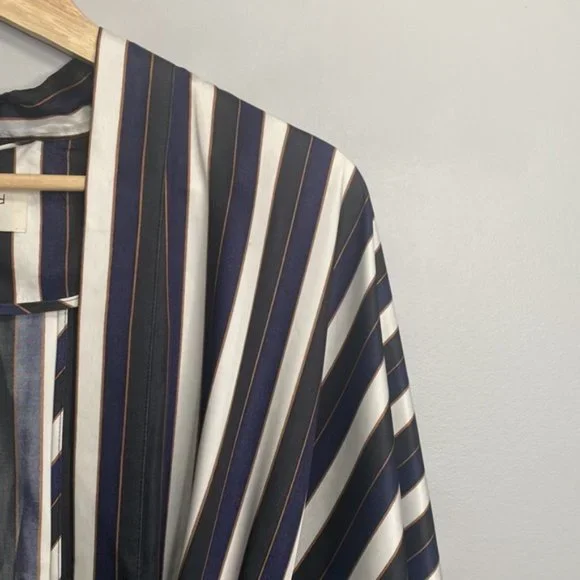 ❗️SOLD❗️Aritzia Wilfred Navy/White Stripes Long Kimono Style Jacket Size XS - Picture 5 of 10